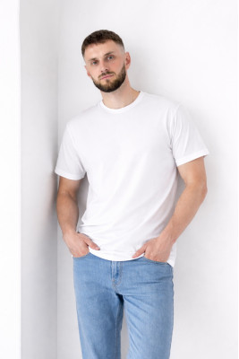 Футболка чоловіча